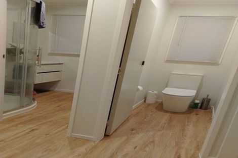 Photo of property in 2/52 Gemstone Drive, Birchville, Upper Hutt, 5018