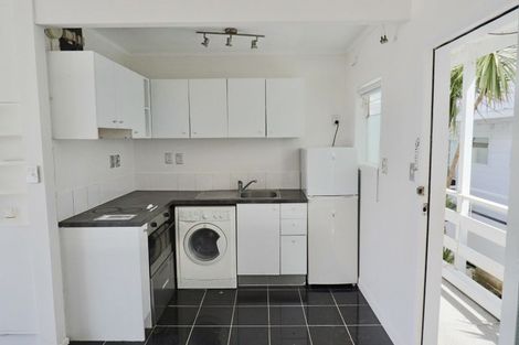 Photo of property in 67 St Vincent Avenue, Remuera, Auckland, 1050