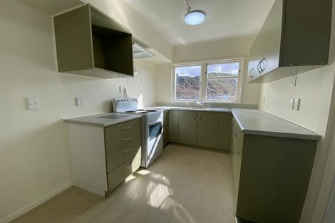 Photo of property in 95 Farmer Crescent, Taita, Lower Hutt, 5011