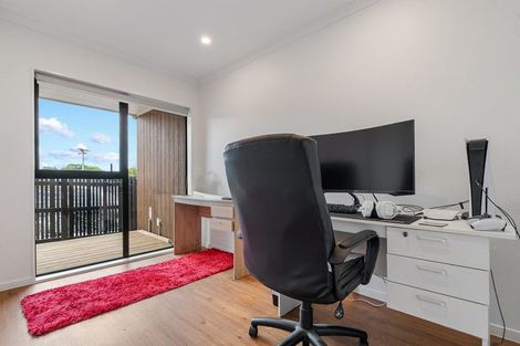 Photo of property in 7/25 Griffen Park Road, Mount Roskill, Auckland, 1041