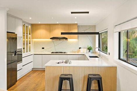 Photo of property in 1a Morrow Avenue, Bucklands Beach, Auckland, 2012