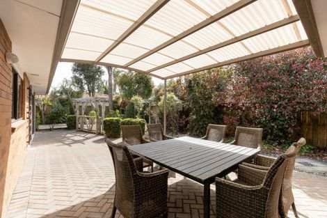 Photo of property in 27 Amery Place, Papamoa Beach, Papamoa, 3118