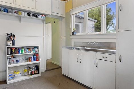 Photo of property in 4 Rotten Row, Waikuku Beach, 7473