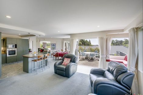 Photo of property in 44 Rochfort Road, Havelock North, 4130