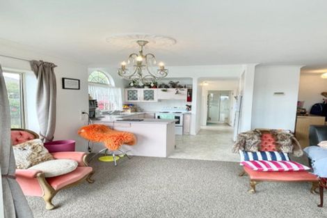 Photo of property in 9 Cobbe Place, Pomare, Rotorua, 3015