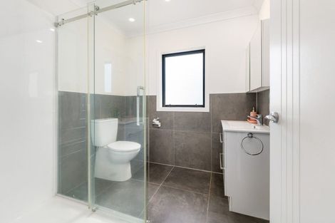 Photo of property in 1 Vaucluse Heights, Fitzherbert, Palmerston North, 4410