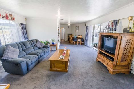 Photo of property in 10 Walnut Place, Owhata, Rotorua, 3010