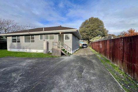 Photo of property in 36 Challen Close, Conifer Grove, Takanini, 2112