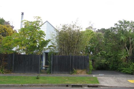 Photo of property in 6 Fernwood Place, Fitzherbert, Palmerston North, 4410