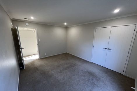 Photo of property in 14 Binda Place, Botany Downs, Auckland, 2010