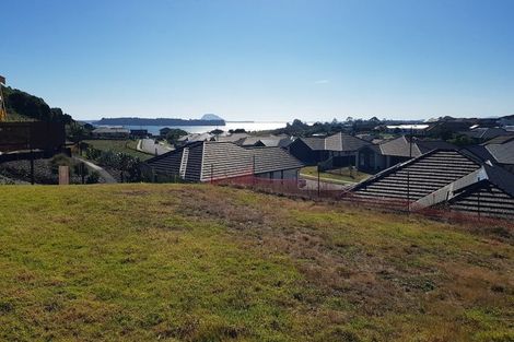 Photo of property in 13 Lakeside Terrace, Omokoroa, 3114