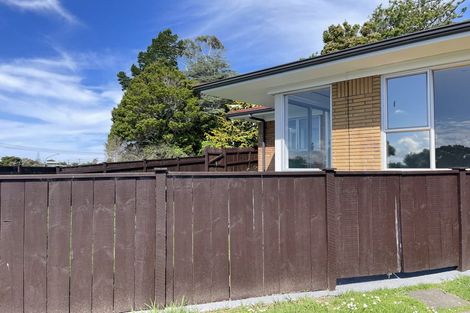 Photo of property in 1/4 Pemberton Avenue, Bayview, Auckland, 0629