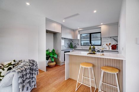 Photo of property in 1/20 William Souter Street, Forrest Hill, Auckland, 0620