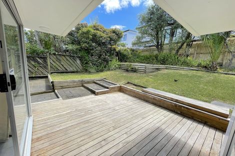 Photo of property in 2/31 Salamanca Road, Sunnynook, Auckland, 0620