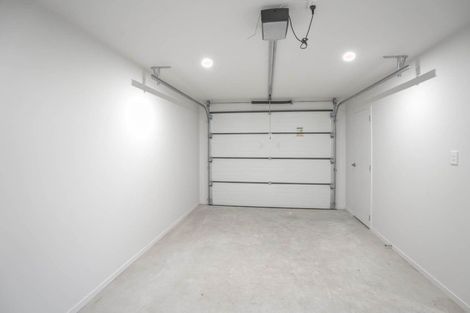 Photo of property in 40d Innismara Avenue, Wattle Downs, Auckland, 2103