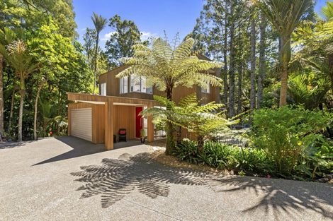 Photo of property in 133 Konini Road, Titirangi, Auckland, 0604