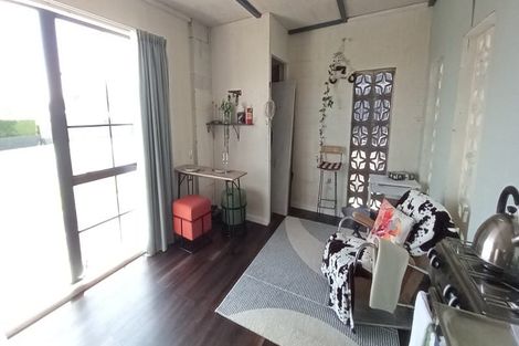 Photo of property in 59 Domett Street, Opunake, 4616