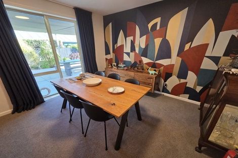 Photo of property in 98 Studholme Street, Somerfield, Christchurch, 8024