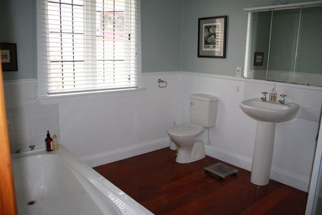 Photo of property in 19 Mallam Street, Karori, Wellington, 6012