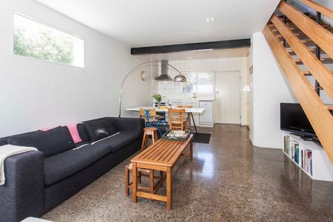 Photo of property in 4/23 Holly Road, St Albans, Christchurch, 8014