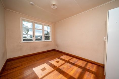 Photo of property in 8 Orchard East Road, Ngatea, 3503