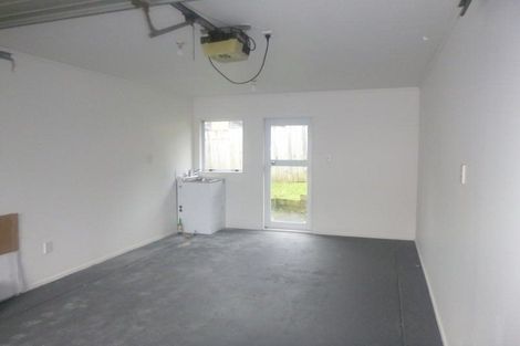 Photo of property in 2/30 Forest Hill Road, Henderson, Auckland, 0612