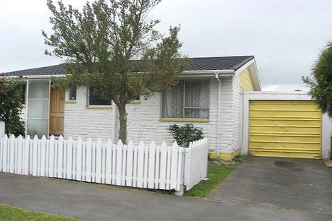 Photo of property in 2/35 Camden Street, Redwood, Christchurch, 8051
