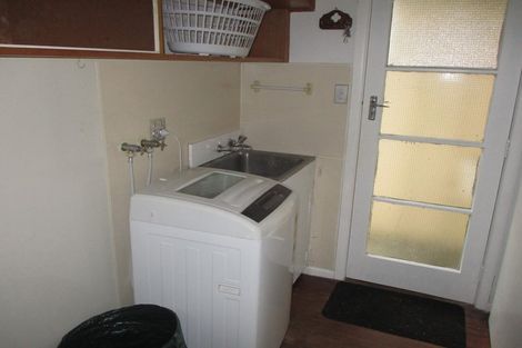 Photo of property in 10 Highfield Place, Levin, 5510