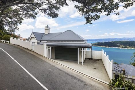 Photo of property in 10 Lookout Road, Roseneath, Wellington, 6011
