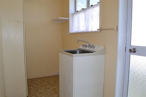 Photo of property in 584a Queen Street East, Levin, 5510