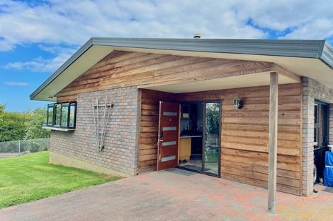 Photo of property in 2 Oakleigh Rise, Oakleigh, Whangarei, 0171