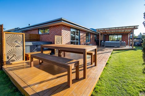 Photo of property in 15 Greenmeadow Gardens, Belfast, Christchurch, 8051