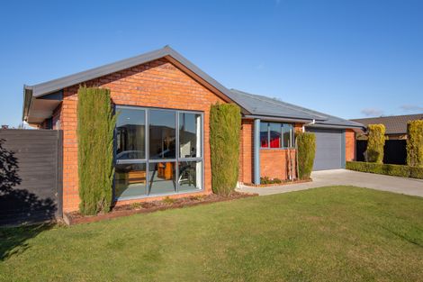 Photo of property in 15 Greenmeadow Gardens, Belfast, Christchurch, 8051