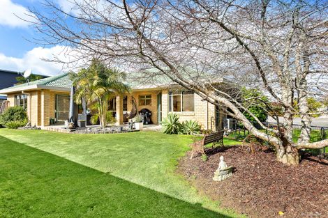 Photo of property in 65 Tapu Road, Huapai, Kumeu, 0810