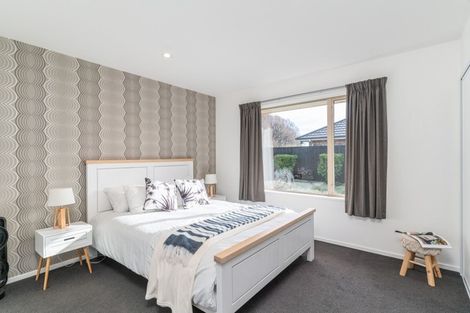 Photo of property in 37 Somerville Crescent, Aidanfield, Christchurch, 8025