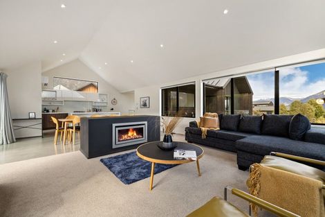 Photo of property in 35 Jacks Point Rise, Jacks Point, Queenstown, 9371