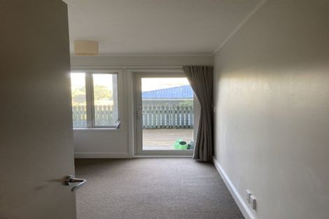 Photo of property in 2 Gowrie Street, Brooklyn, Wellington, 6021