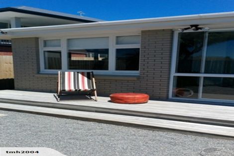 Photo of property in 521 Marine Parade, South New Brighton, Christchurch, 8062