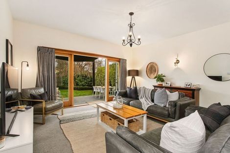 Photo of property in 32 Windermere Road, Papanui, Christchurch, 8053