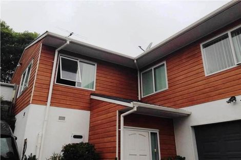 Photo of property in 19 Halberg Street, Glenfield, Auckland, 0629