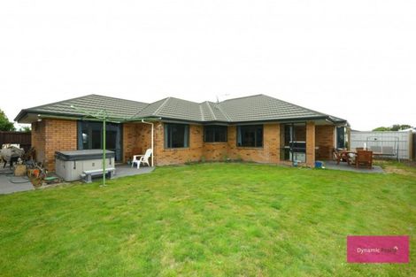 Photo of property in 111 Inwoods Close, Parklands, Christchurch, 8083