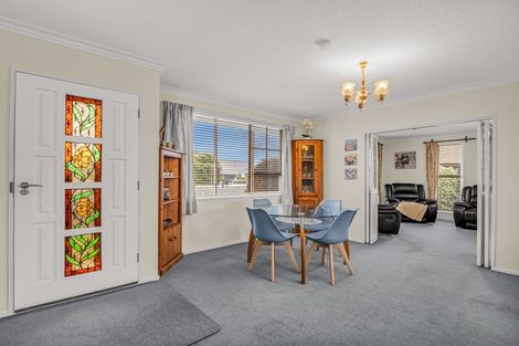 Photo of property in 10 Veitches Road, Casebrook, Christchurch, 8051