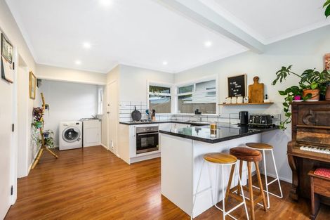 Photo of property in 32 Ruthven Road, Wainuiomata, Lower Hutt, 5014