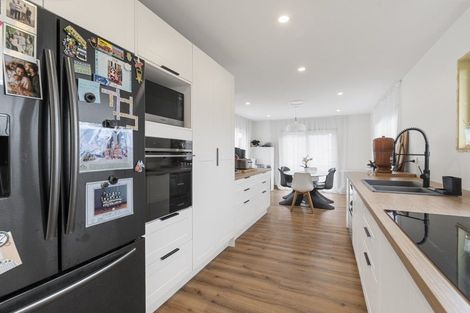 Photo of property in 1 Wayne Place, Judea, Tauranga, 3110