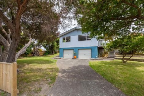 Photo of property in 34 Chums Road, Paraparaumu Beach, Paraparaumu, 5032