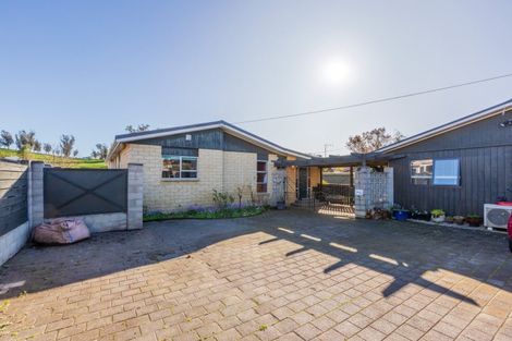 Photo of property in 20 Watts Street, Waipawa, 4210