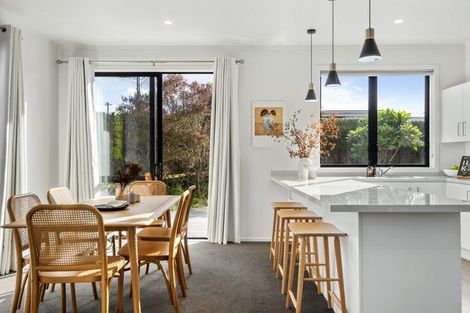 Photo of property in 14 Fordham Street, Beach Haven, Auckland, 0626