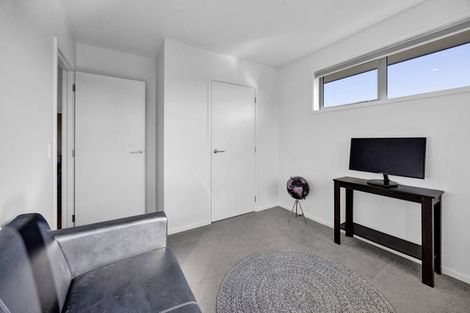 Photo of property in 17 Roka Street, Bell Block, New Plymouth, 4312