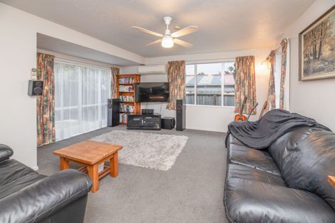 Photo of property in 10b Burnridge Place, Belfast, Christchurch, 8051