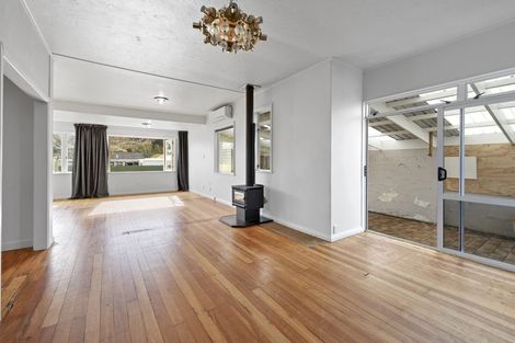 Photo of property in 11 Cornwall Street, Brooklands, New Plymouth, 4310